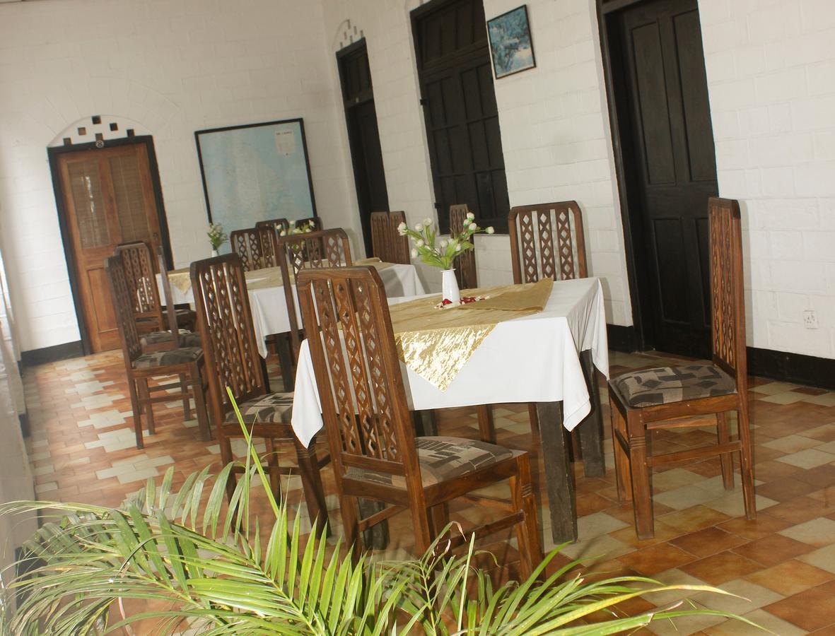 Ratnapura Rest House Hotel Exterior photo
